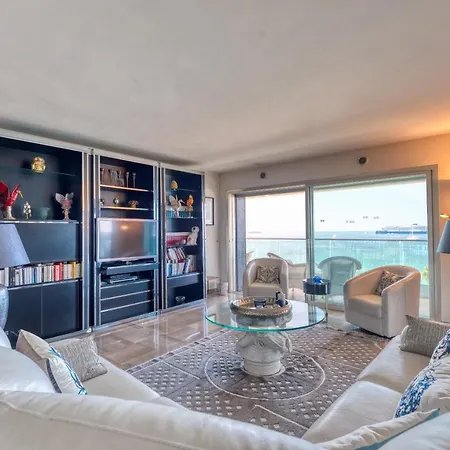 Palais D'Orsay 3 Bedrooms